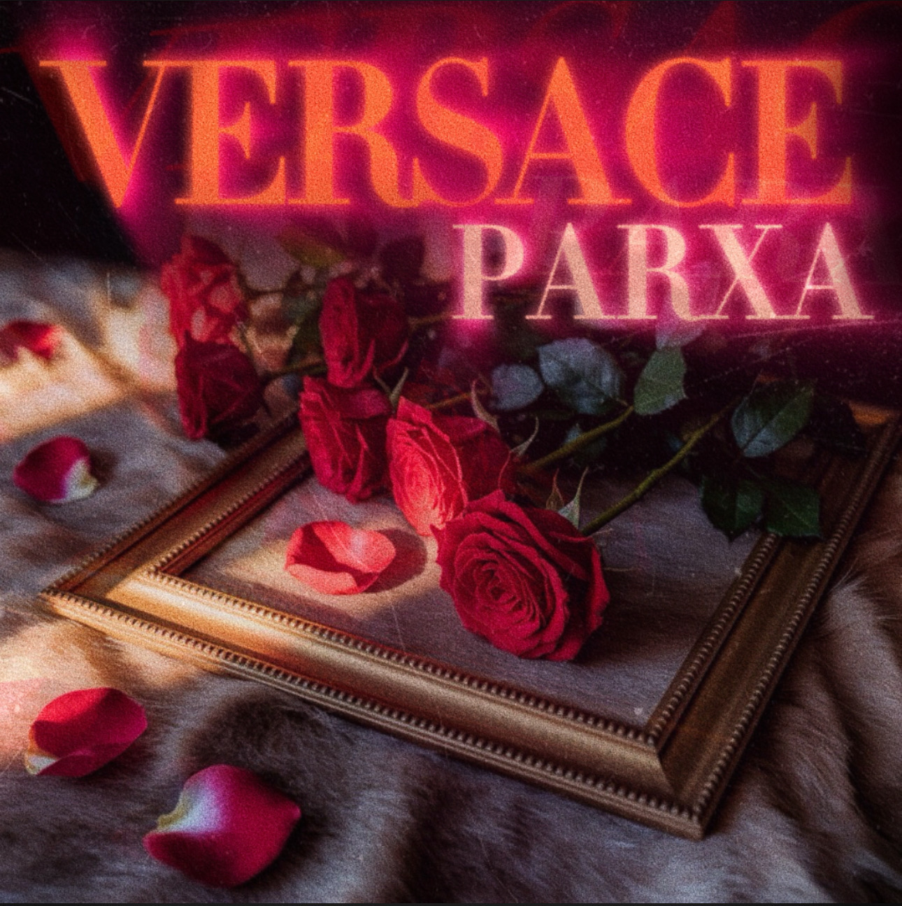 Parxa Versace